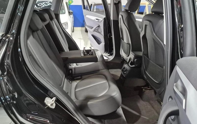 imagem-https://www.socarrao.com.br/sc-vehicle-images-prod/1947024/1788965583154-8138787_17_B_66761b8a92.jpeg