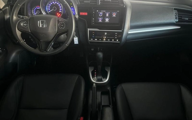 imagem-https://www.socarrao.com.br/sc-vehicle-images-prod/1947098/1786386614126-8151813_9_B_2e849b8b12.jpeg