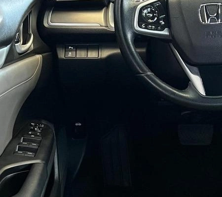 imagem-https://www.socarrao.com.br/sc-vehicle-images-prod/1947106/1789657228697-8131787_14_B_90f7fb583c.jpeg