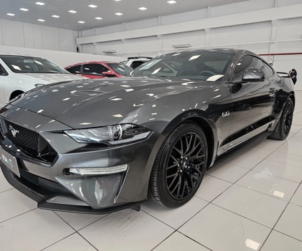 Ford Mustang GT V8 2019 Cinza — foto 1 de 3
