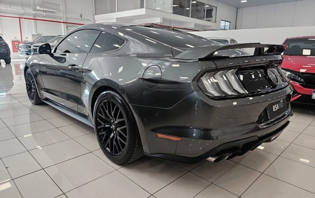 imagem-https://www.socarrao.com.br/sc-vehicle-images-prod/1947107/1780493887279-VWU3bITo7ALorMivmXGuFJDsmuQxUJ7W.jpg