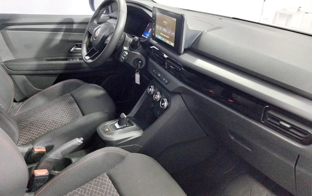 imagem-https://www.socarrao.com.br/sc-vehicle-images-prod/1947113/1788523751431-5UUlqvyu1rZQvblX2OTWMZbvqDznQzJr.jpg