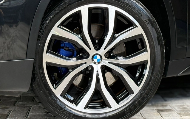 imagem-https://www.socarrao.com.br/sc-vehicle-images-prod/1947114/1780493969828-003_d8e592897b969ec89e224f96f6225e3f.jpeg