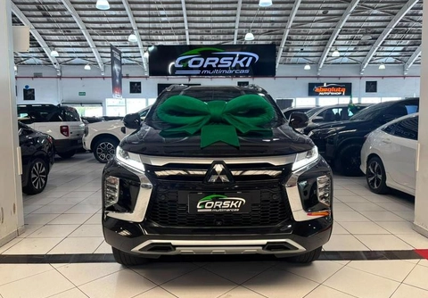 Mitsubishi Pajero 2024 Preto — foto 1 de 3
