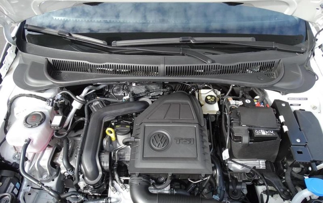 imagem-https://www.socarrao.com.br/sc-vehicle-images-prod/1947824/1791227565976-8144076_17_B_0b8a2a8f18.jpeg