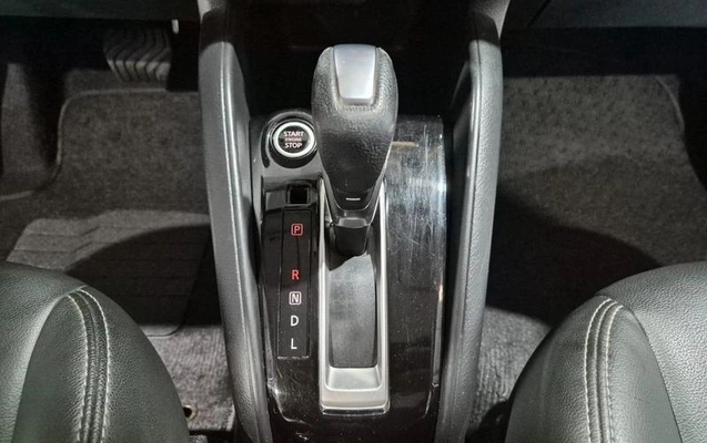 imagem-https://www.socarrao.com.br/sc-vehicle-images-prod/1947847/1788551420223-8145459_20_B_4a2d380ef3.jpeg