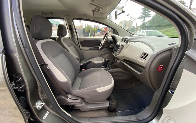 imagem-https://www.socarrao.com.br/sc-vehicle-images-prod/1947933/1780496848554-OS5qcGVn.jpeg