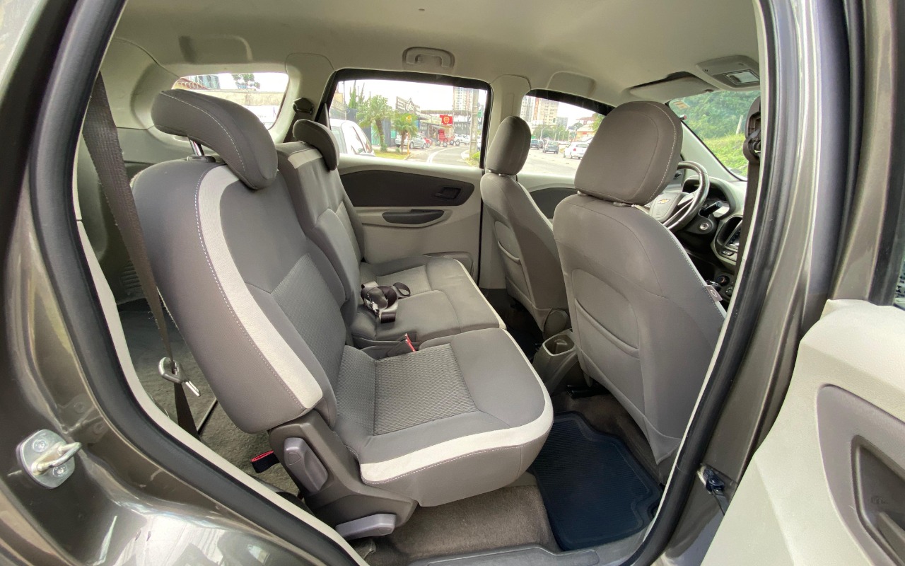 imagem-https://www.socarrao.com.br/sc-vehicle-images-prod/1947933/1780496848698-MTAuanBlZw.jpeg