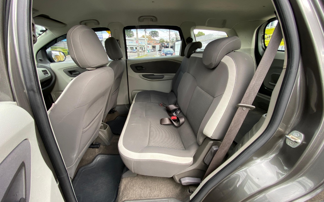 imagem-https://www.socarrao.com.br/sc-vehicle-images-prod/1947933/1780496848824-MTEuanBlZw.jpeg