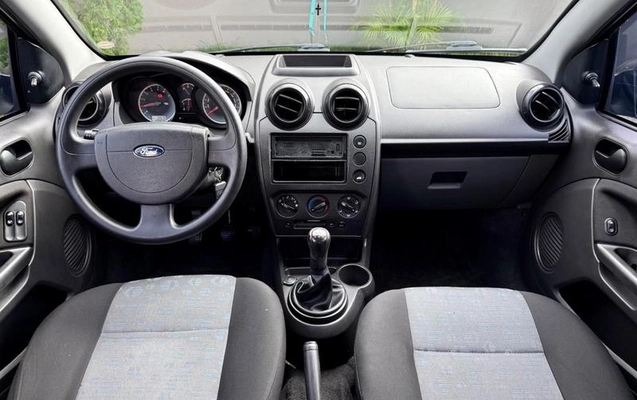 imagem-https://www.socarrao.com.br/sc-vehicle-images-prod/1947955/1783626398542-8150725_10_B_e3aef31fa2.jpeg