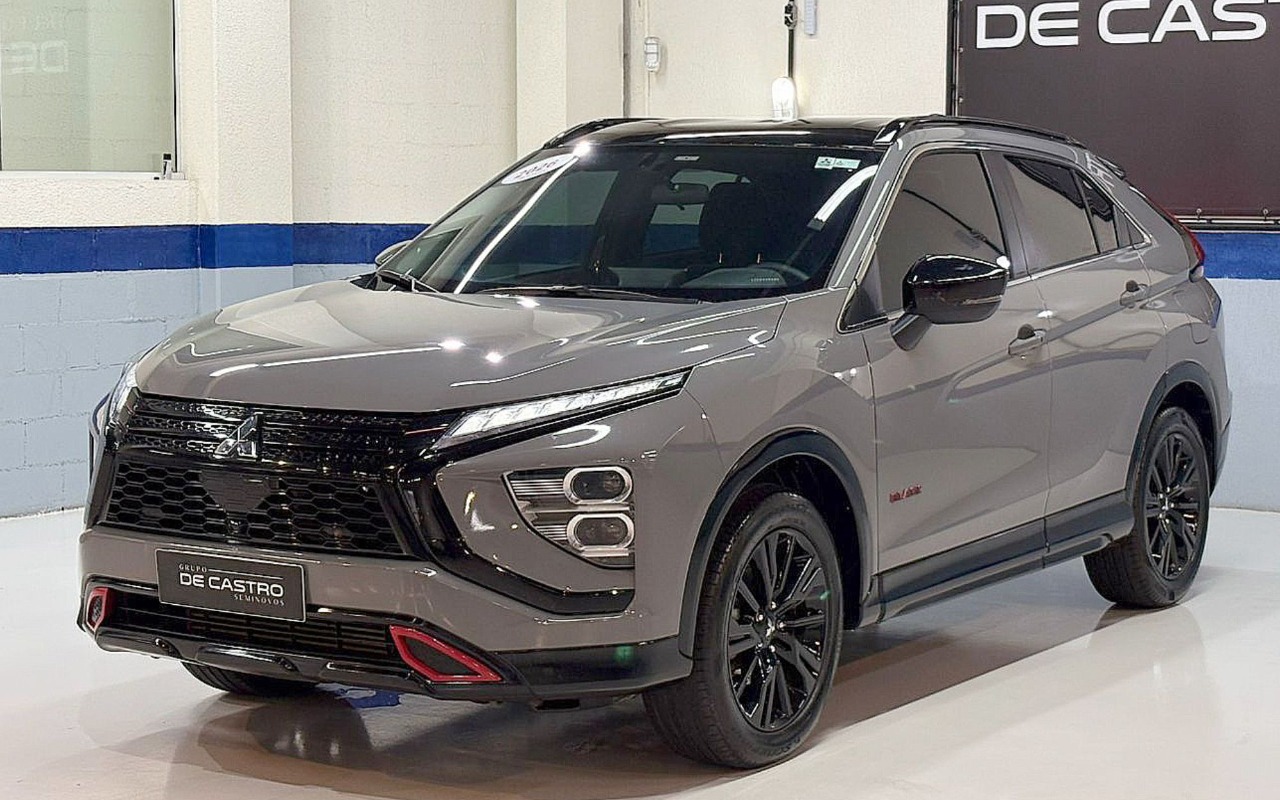Mitsubishi Eclipse Cross HPE Black 1.5 16V TB 165cv Aut. na cor Cinza em Curitiba / PR - 1947976