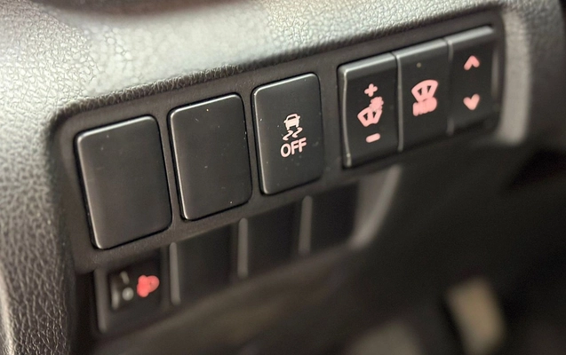 imagem-https://www.socarrao.com.br/sc-vehicle-images-prod/1947976/1780497292188-TUlUU1VCSVNISSBFQ0xJUFNFIENST1NTIEJMQUNLIEhQRSAtIDIwMjYgLSBDSU5aQSAtIFVBWjlINjEgKDI0KS5qcGc.jpg