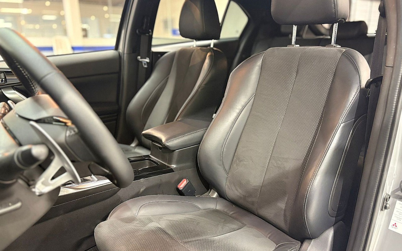 imagem-https://www.socarrao.com.br/sc-vehicle-images-prod/1947976/1780497292306-TUlUU1VCSVNISSBFQ0xJUFNFIENST1NTIEJMQUNLIEhQRSAtIDIwMjYgLSBDSU5aQSAtIFVBWjlINjEgKDE2KS5qcGc.jpg