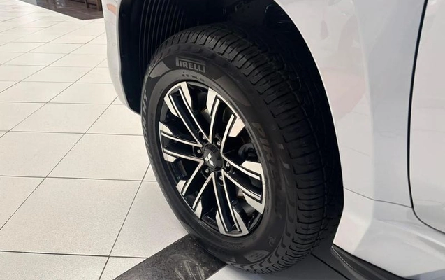 imagem-https://www.socarrao.com.br/sc-vehicle-images-prod/1948173/1789076136521-8143866_13_B_8ac798b450.jpeg