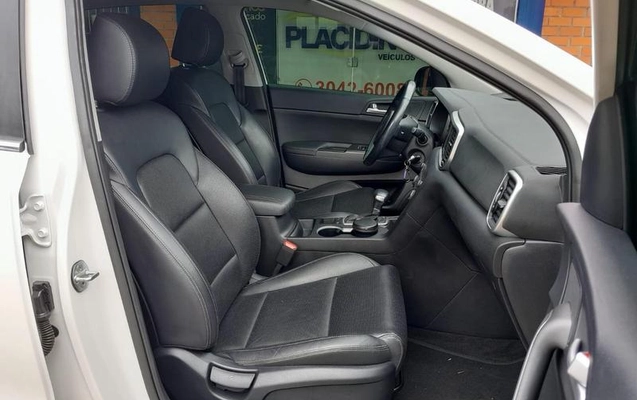 imagem-https://www.socarrao.com.br/sc-vehicle-images-prod/1948830/1789668476536-7912493_12_B_f40c734416.jpeg