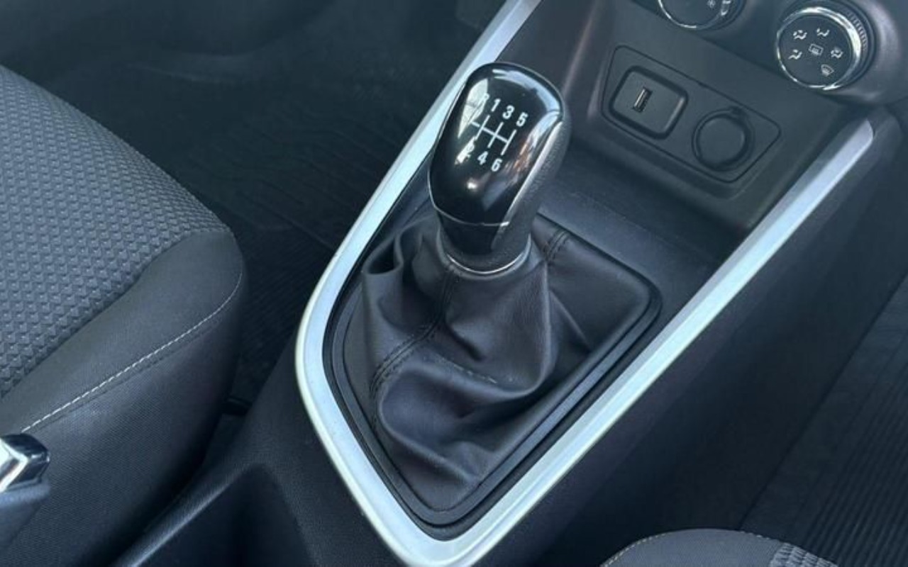 imagem-https://www.socarrao.com.br/sc-vehicle-images-prod/1948831/1780500379958-V2hhdHNBcHAgSW1hZ2UgMjAyNi0wNi0wMyBhdCAxMC4zMy4zNSAoMykuanBlZw.jpeg