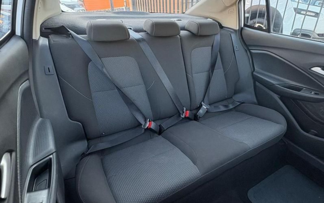 imagem-https://www.socarrao.com.br/sc-vehicle-images-prod/1948831/1780500380105-V2hhdHNBcHAgSW1hZ2UgMjAyNi0wNi0wMyBhdCAxMC4zMy4zNi5qcGVn.jpeg