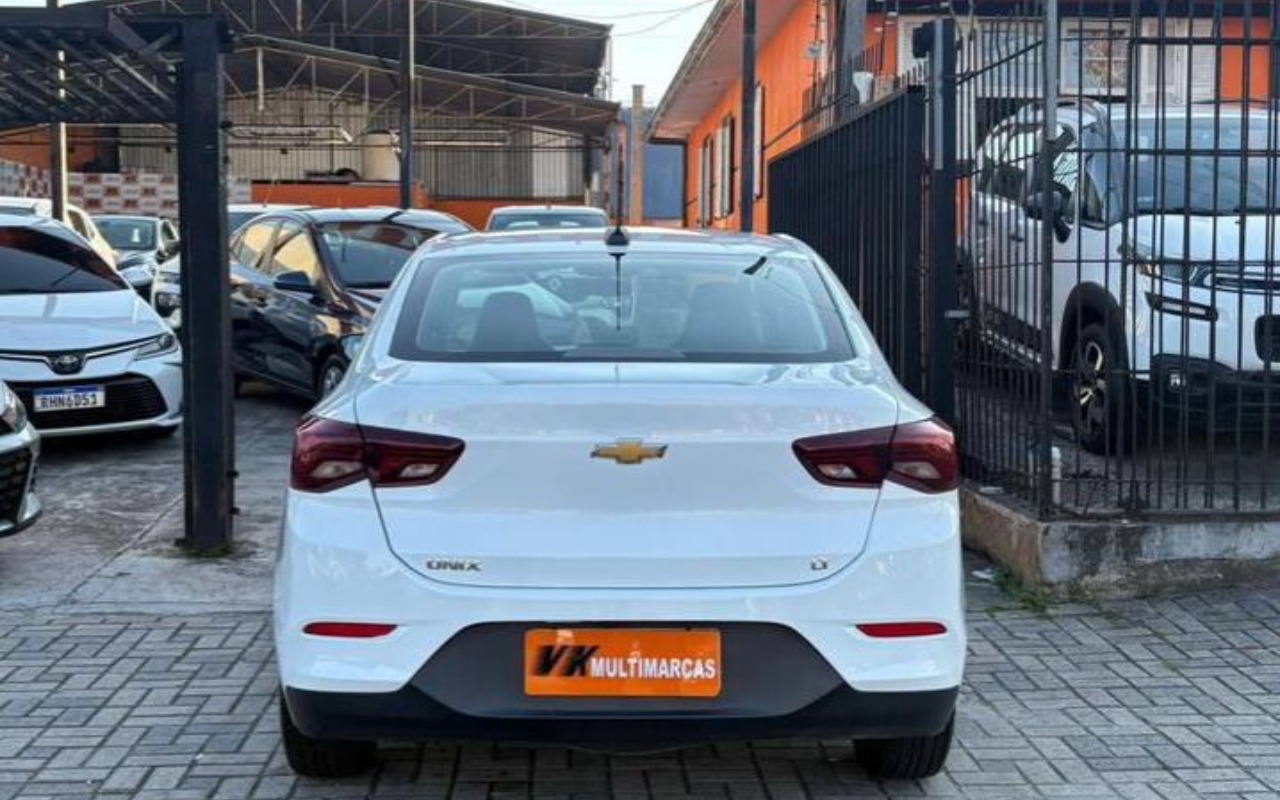 imagem-https://www.socarrao.com.br/sc-vehicle-images-prod/1948831/1780500380258-V2hhdHNBcHAgSW1hZ2UgMjAyNi0wNi0wMyBhdCAxMC4zMy4zNiAoMikuanBlZw.jpeg