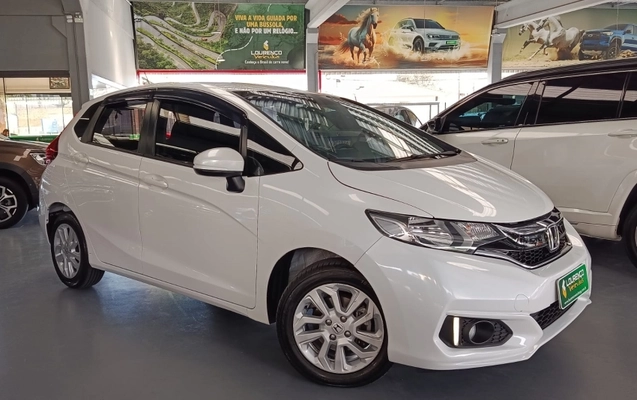 imagem-https://www.socarrao.com.br/sc-vehicle-images-prod/1949180/1788285865824-leX6Mlgd1XETwJcu28TxOqUmcmwMrt2G.jpg
