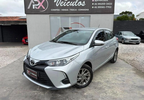Toyota Yaris 2023 Prata — foto 1 de 3