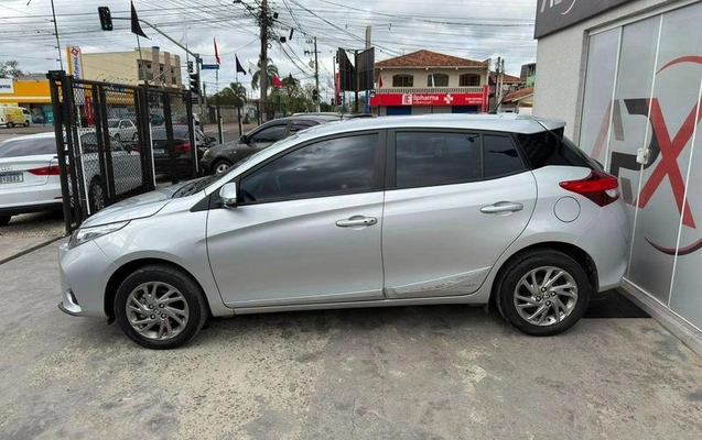 imagem-https://www.socarrao.com.br/sc-vehicle-images-prod/1949468/1787163266189-8141137_11_B_eb6c90293a.jpeg