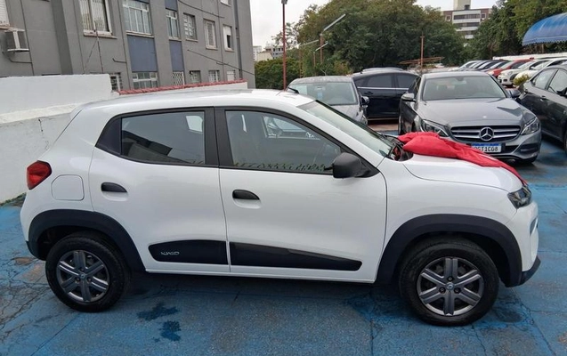 imagem-https://www.socarrao.com.br/sc-vehicle-images-prod/1949747/1788983276330-8149559_3_B_5007031be9.jpeg
