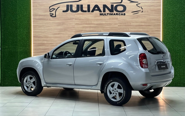 imagem-https://www.socarrao.com.br/sc-vehicle-images-prod/1949882/1783617988170-G3EsyQAytCRxU2ix13aNd7s8RBqcb5zA.jpg