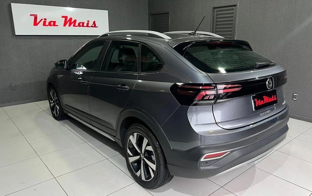 imagem-https://www.socarrao.com.br/sc-vehicle-images-prod/1950343/1788472120359-8051063_14_B_202afc091d.jpeg