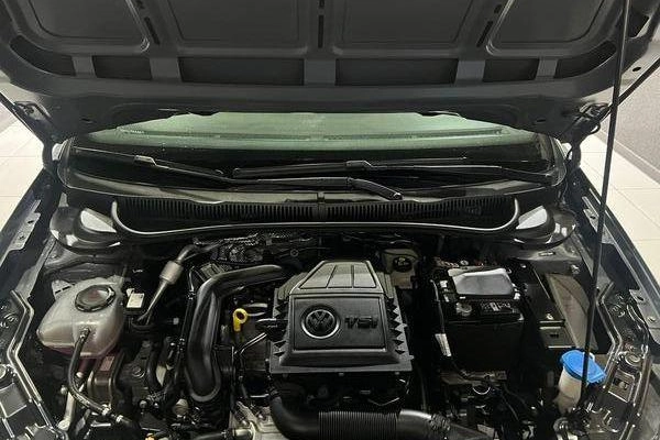 imagem-https://www.socarrao.com.br/sc-vehicle-images-prod/1950343/1788472120373-8051063_12_B_508a8efa97.jpeg