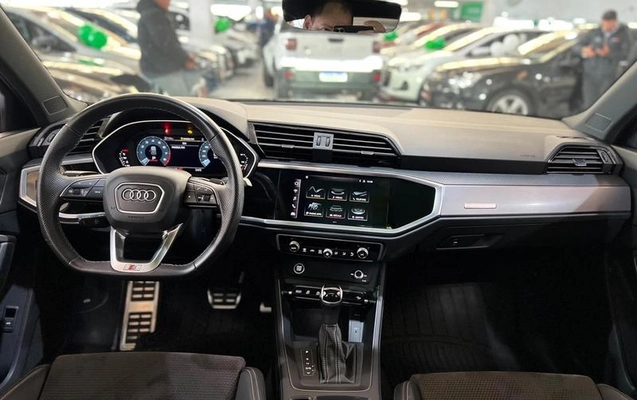 imagem-https://www.socarrao.com.br/sc-vehicle-images-prod/1950527/1788472509391-8103680_11_B_d99c16c72e.jpeg