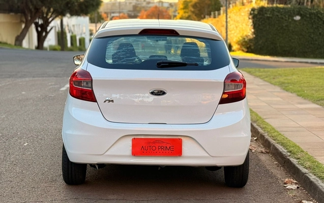 imagem-https://www.socarrao.com.br/sc-vehicle-images-prod/1950528/1780508492982-7_053202.jpg