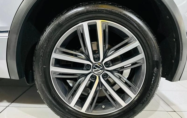 imagem-https://www.socarrao.com.br/sc-vehicle-images-prod/1950550/1787941164257-7735526_10_B_1bd5213470.jpeg