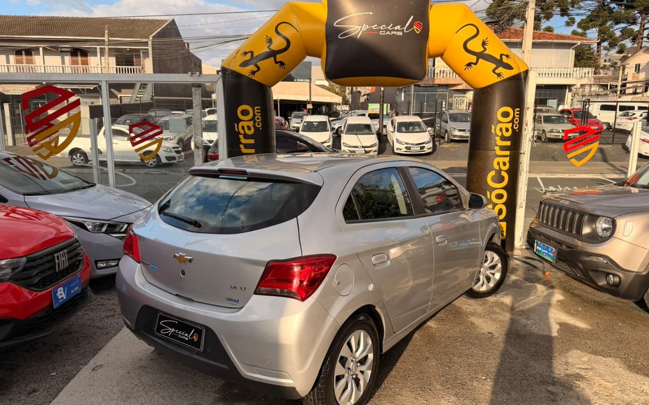 imagem-https://www.socarrao.com.br/sc-vehicle-images-prod/1950737/1780509617484-V2hhdHNBcHAgSW1hZ2UgMjAyNi0wNi0wMSBhdCAxNi4xNi4xMi5qcGVn.jpeg