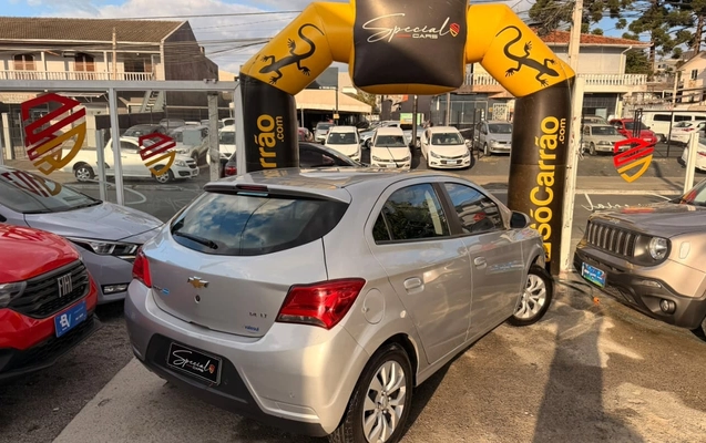 imagem-https://www.socarrao.com.br/sc-vehicle-images-prod/1950737/1780509617484-V2hhdHNBcHAgSW1hZ2UgMjAyNi0wNi0wMSBhdCAxNi4xNi4xMi5qcGVn.jpeg