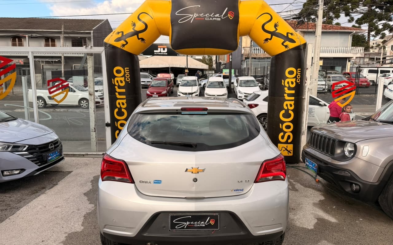 imagem-https://www.socarrao.com.br/sc-vehicle-images-prod/1950737/1780509617559-V2hhdHNBcHAgSW1hZ2UgMjAyNi0wNi0wMSBhdCAxNi4xNi4xMy5qcGVn.jpeg