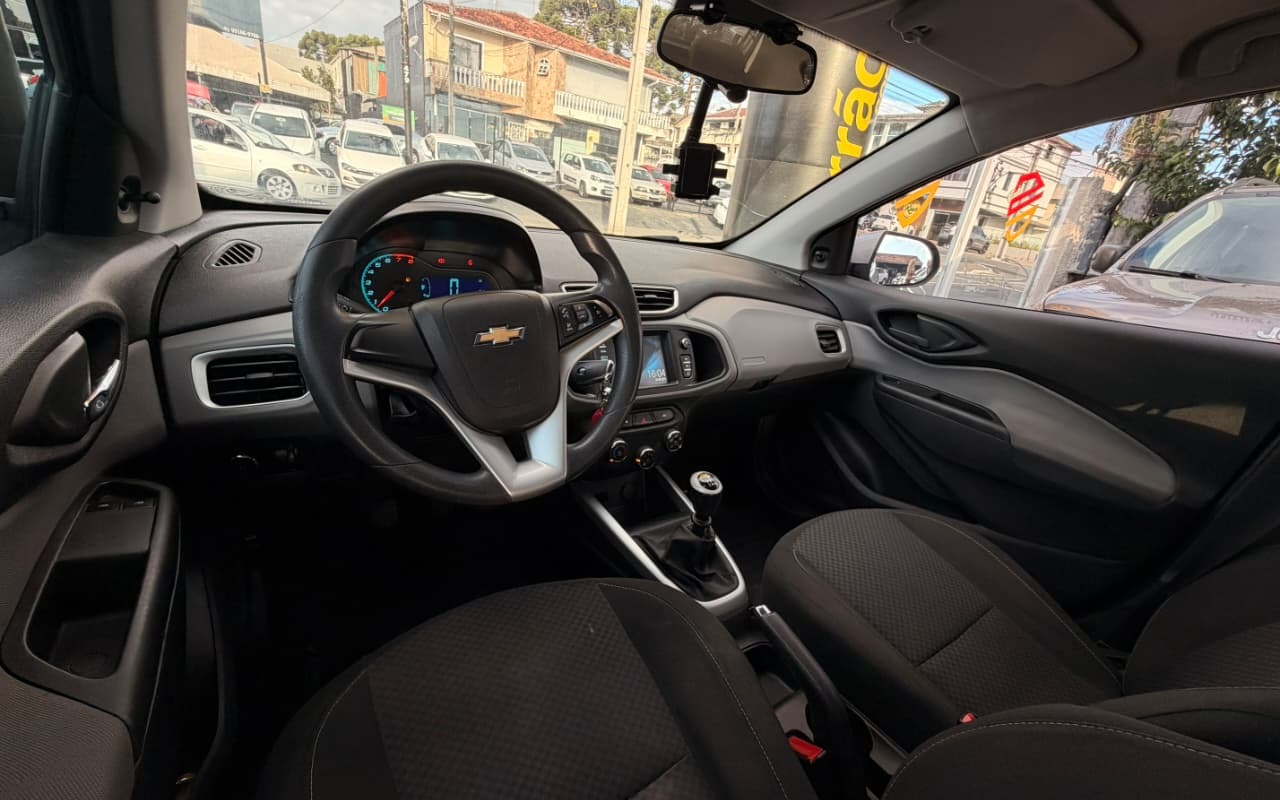imagem-https://www.socarrao.com.br/sc-vehicle-images-prod/1950737/1780509617721-V2hhdHNBcHAgSW1hZ2UgMjAyNi0wNi0wMSBhdCAxNi4xNi4xNCAoMSkuanBlZw.jpeg