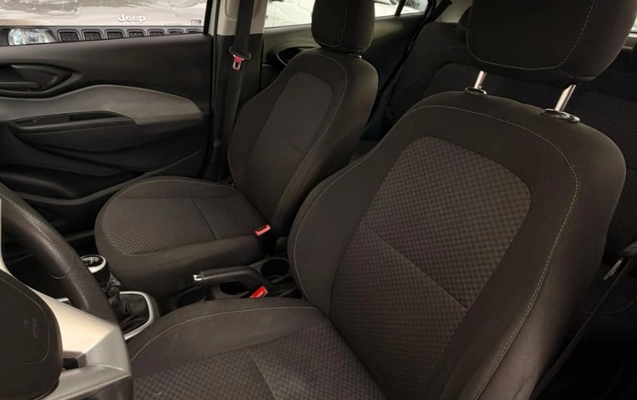 imagem-https://www.socarrao.com.br/sc-vehicle-images-prod/1950737/1780509617977-V2hhdHNBcHAgSW1hZ2UgMjAyNi0wNi0wMSBhdCAxNi4xNi4yMS5qcGVn.jpeg