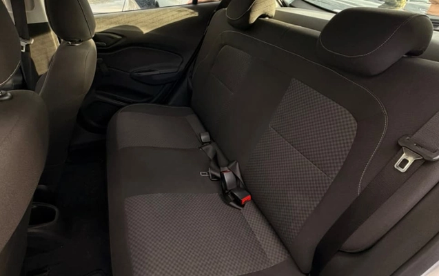 imagem-https://www.socarrao.com.br/sc-vehicle-images-prod/1950737/1780509618140-V2hhdHNBcHAgSW1hZ2UgMjAyNi0wNi0wMSBhdCAxNi4xNi4yMi5qcGVn.jpeg