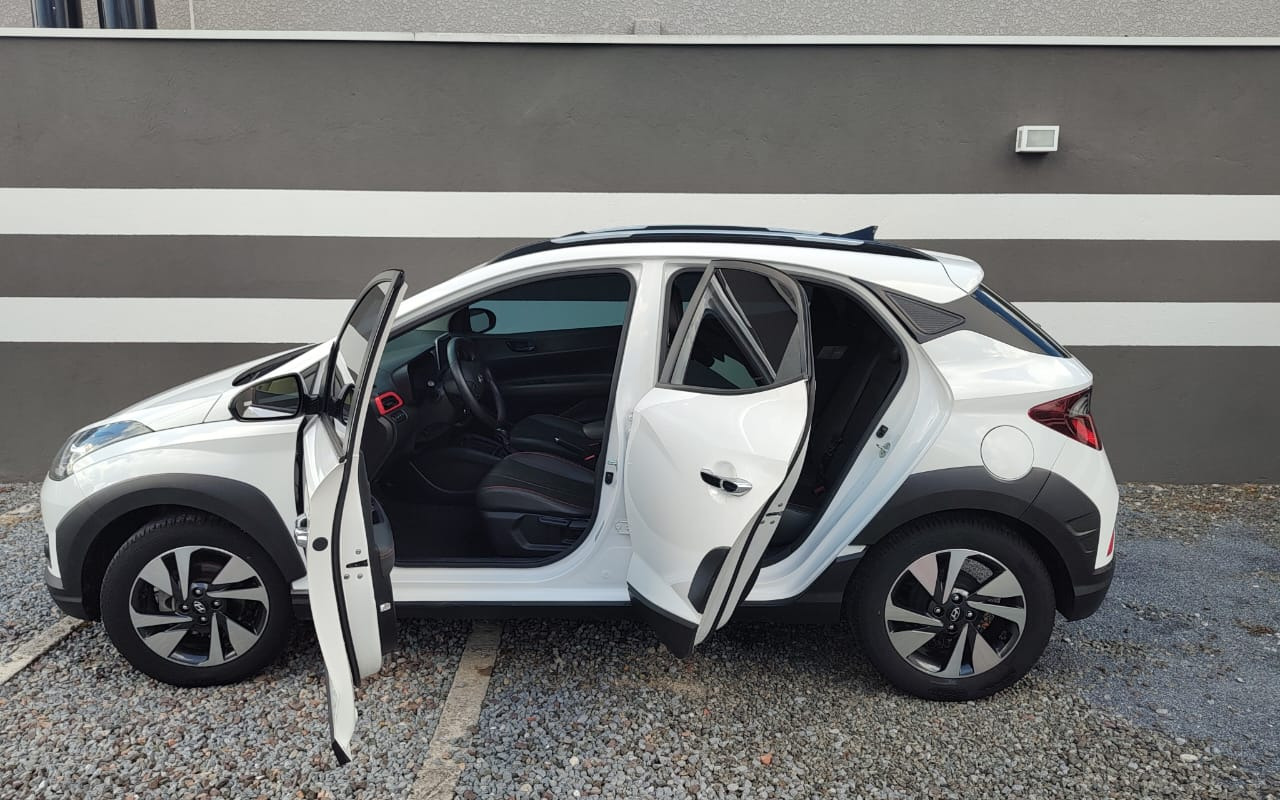 imagem-https://www.socarrao.com.br/sc-vehicle-images-prod/1951210/1780512679404-V2hhdHNBcHAgSW1hZ2UgMjAyNi0wMi0xMiBhdCAxNC41NC40MTkuanBlZw.jpeg