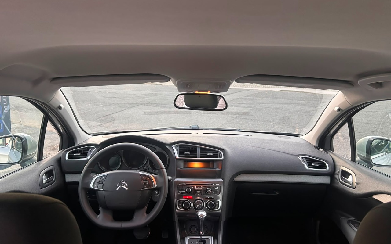 imagem-https://www.socarrao.com.br/sc-vehicle-images-prod/1951608/1784330222737-V2hhdHNBcHAgSW1hZ2UgMjAyNi0wNy0wOSBhdCAxNy4zOC4wMi5qcGVn.jpeg