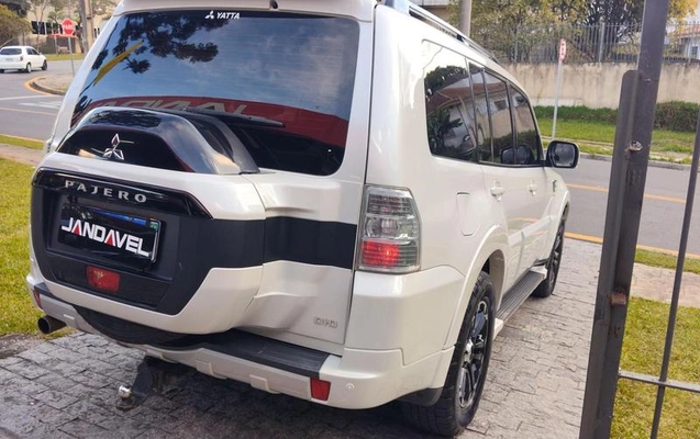imagem-https://www.socarrao.com.br/sc-vehicle-images-prod/1951831/1791981646058-8136559_1_B_93120a3ef8.jpeg