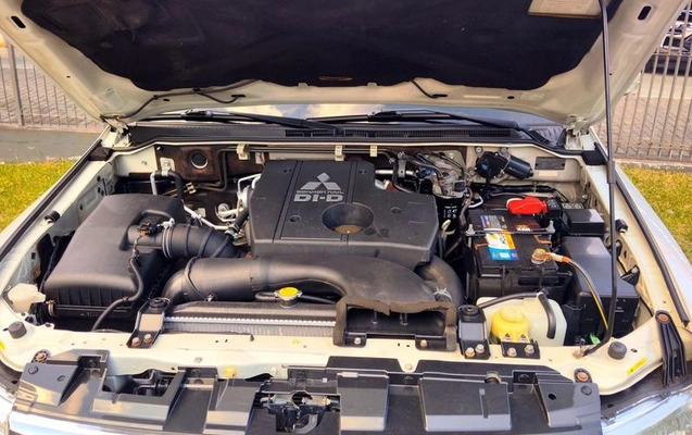 imagem-https://www.socarrao.com.br/sc-vehicle-images-prod/1951831/1791981646072-8136559_11_B_55bc02a4c2.jpeg