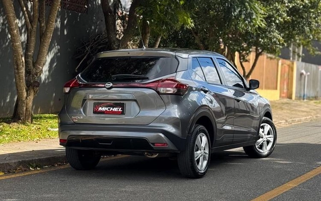 imagem-https://www.socarrao.com.br/sc-vehicle-images-prod/1951976/1791211532676-8144860_22_B_f4269ef22f.jpeg