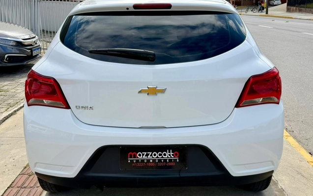 imagem-https://www.socarrao.com.br/sc-vehicle-images-prod/1952478/1781699414139-003_31e11ebac2b8f569c6cc337fb0ba833b.jpeg