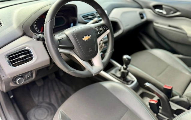 imagem-https://www.socarrao.com.br/sc-vehicle-images-prod/1952478/1781699414145-003_e02d0709ed879cf7c185d564569af017.jpeg