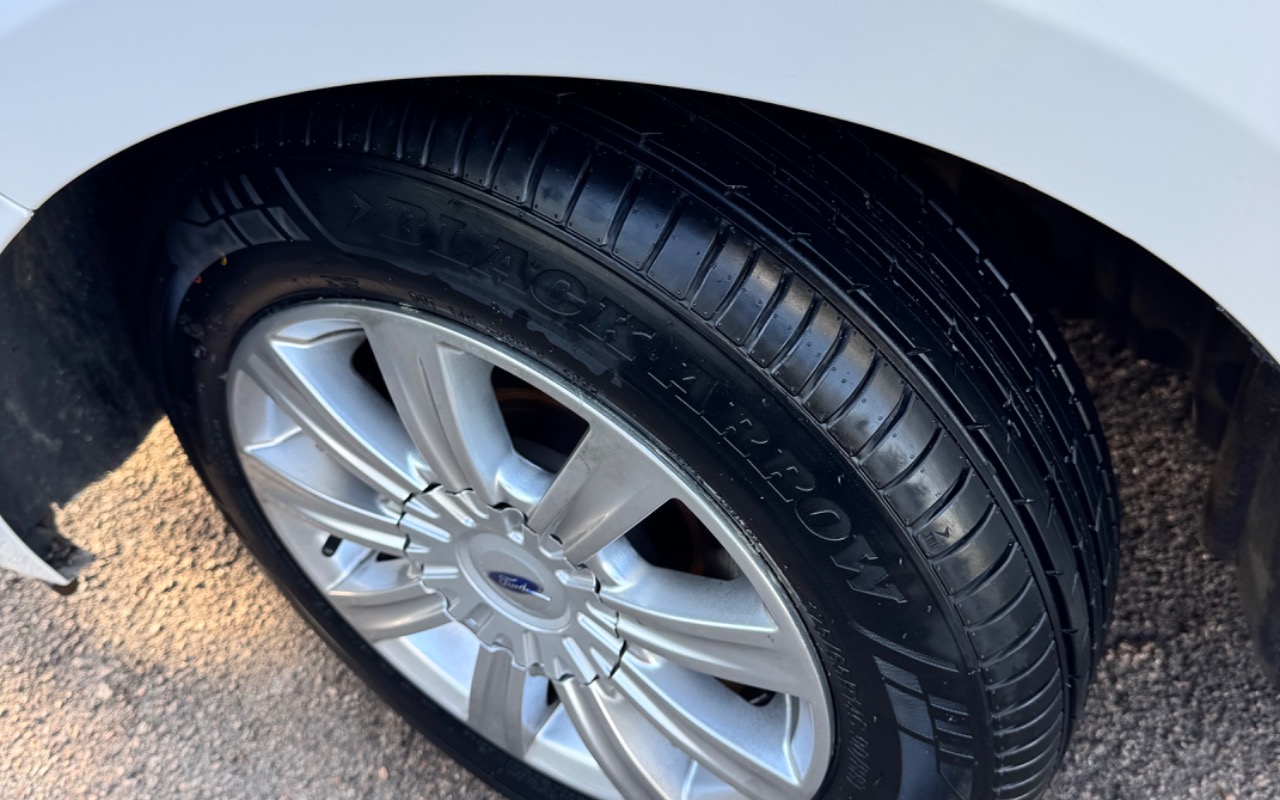 imagem-https://www.socarrao.com.br/sc-vehicle-images-prod/1952718/1780517460483-SU1HXzY3MDcuanBlZw.jpeg