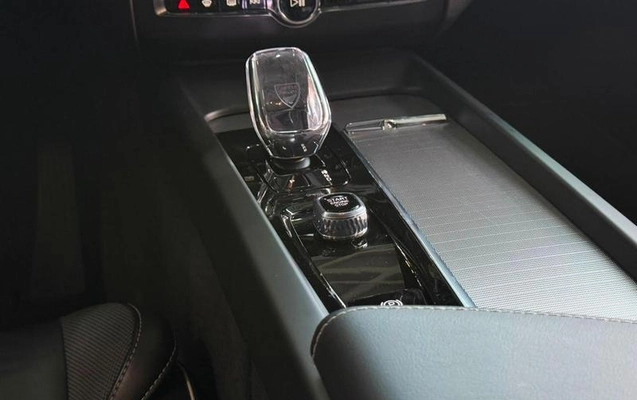 imagem-https://www.socarrao.com.br/sc-vehicle-images-prod/1953020/1788378748096-8154422_2_B_ac968250ae.jpeg
