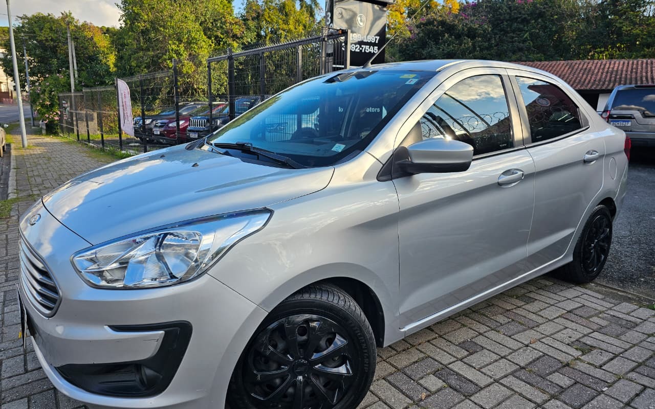 imagem de 1.5 Sedan SE Plus 12V Flex 4p Aut.