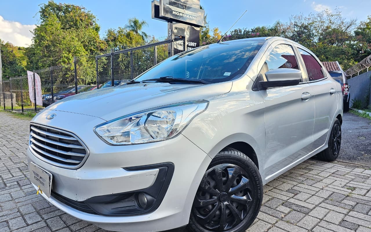 imagem-https://www.socarrao.com.br/sc-vehicle-images-prod/1953033/1780518887558-V2hhdHNBcHAgSW1hZ2UgMjAyNi0wNi0wMyBhdCAxNy4yMS40Mi5qcGVn.jpeg