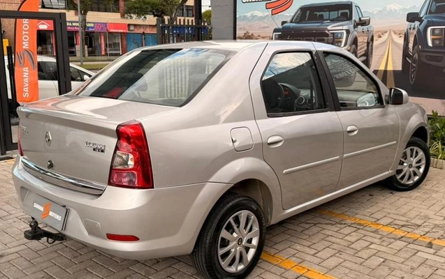 imagem-https://www.socarrao.com.br/sc-vehicle-images-prod/1964123/1780585273147-8122446_2_B_8c39aa5211.jpeg